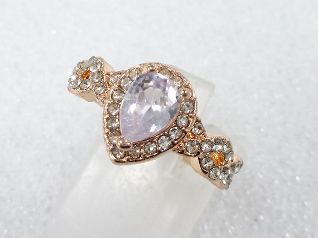 クリスタル　指輪(10号)